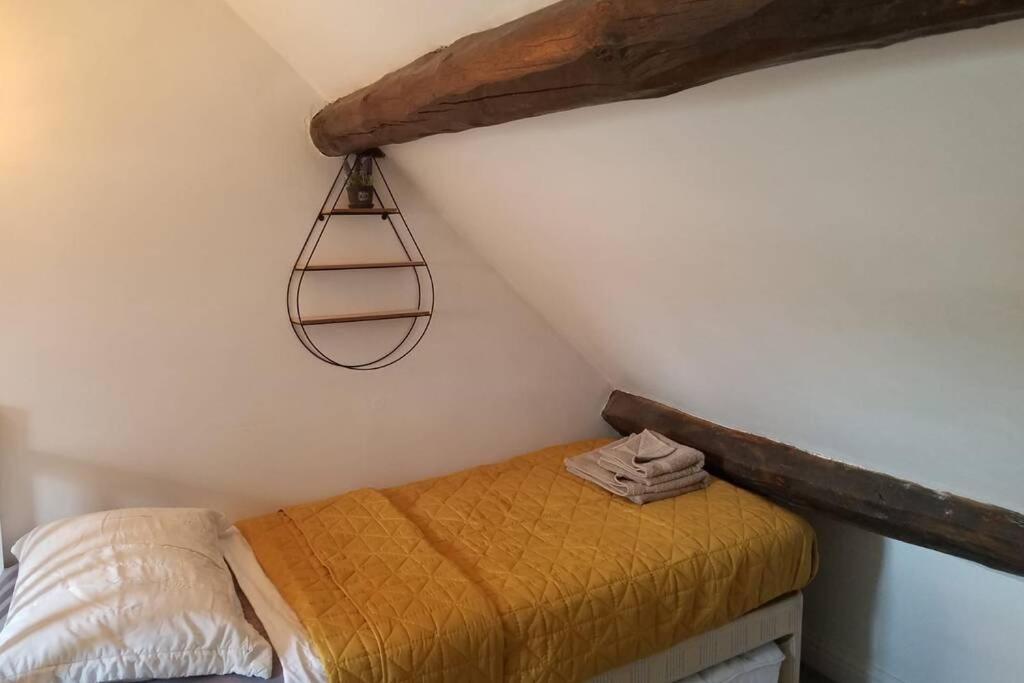 Kingfisher Riverside Cottage 布由德利 外观 照片